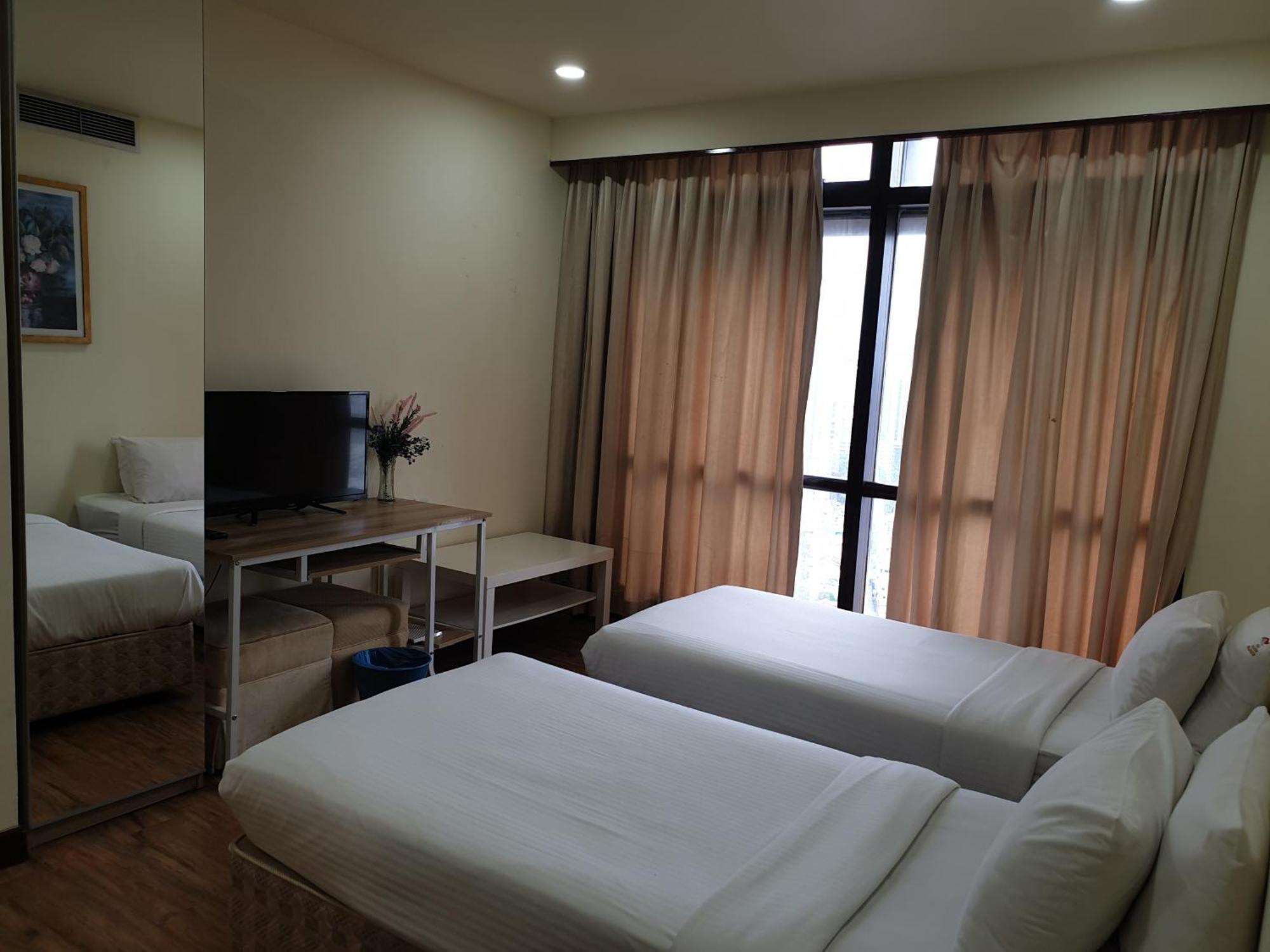 Apartment Kl Elegant At Times Square
