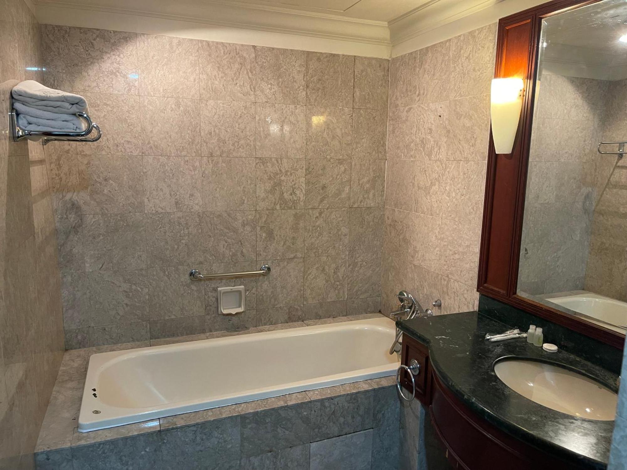 Kl Elegant At Times Square Apartment *